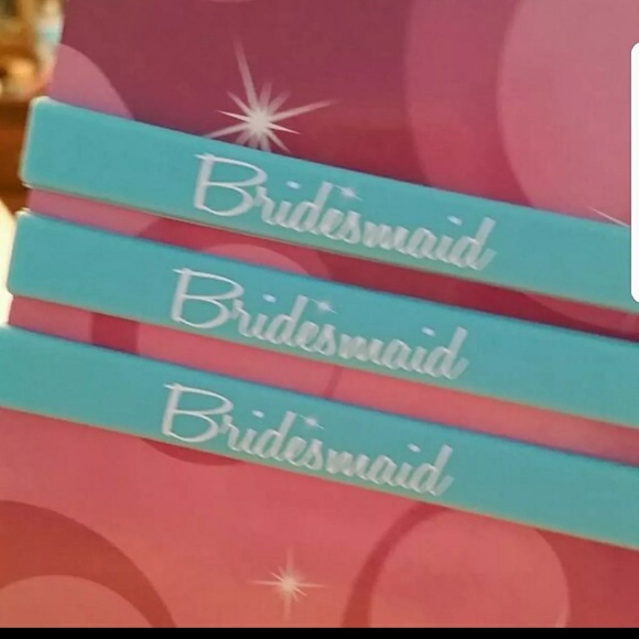Bridesmaid bracelets (3) - Picture 2 of 3